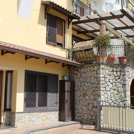 Le Giare Ospitalita Diffusa Casa vacanze *